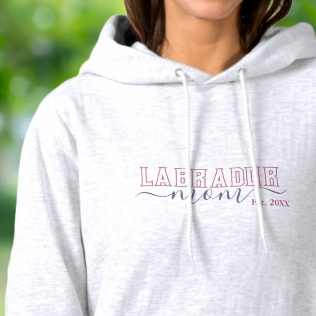 Labrador Retriever Labrador Mama mit Jahr Hoodie (Von Creator hochgeladen)