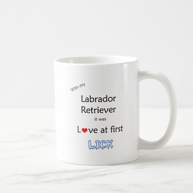 Labrador Retriever Liebe in First Lick Tasse (Rechts)