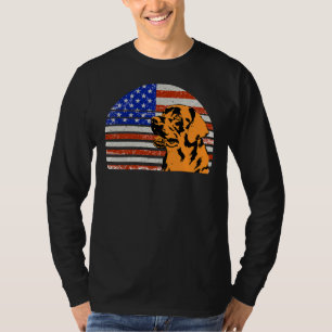 Labrador Retriever Vintag Dog On American Flag Bl T-Shirt