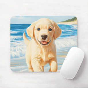 Labrador Retriever Welpe am Strand Mousepad