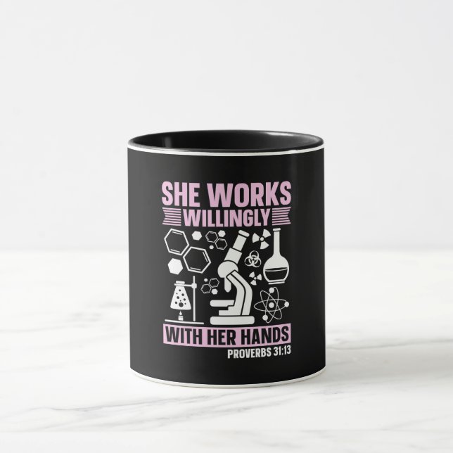 Labrador Tech She Works Labortechniker bereitwilli Tasse (Zentrum)