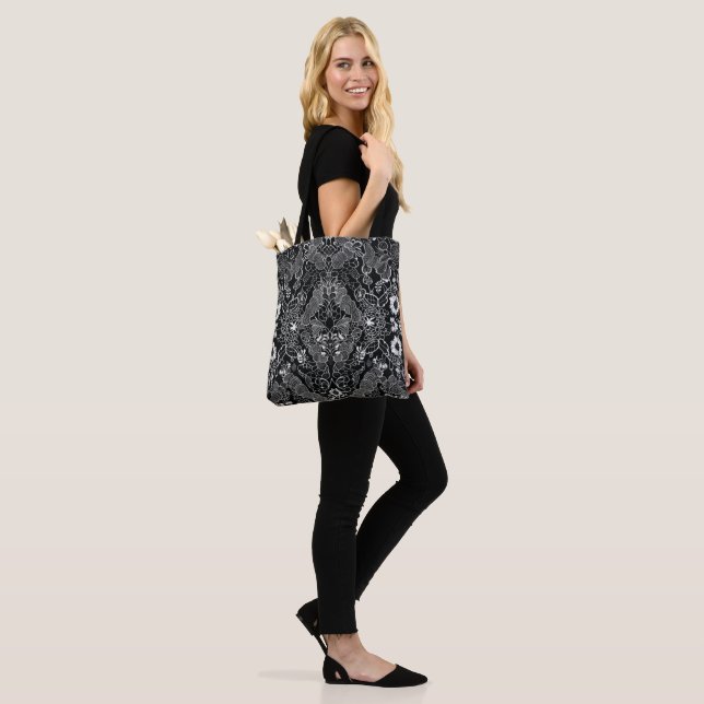 Lace Floral Harmony (Am Model)