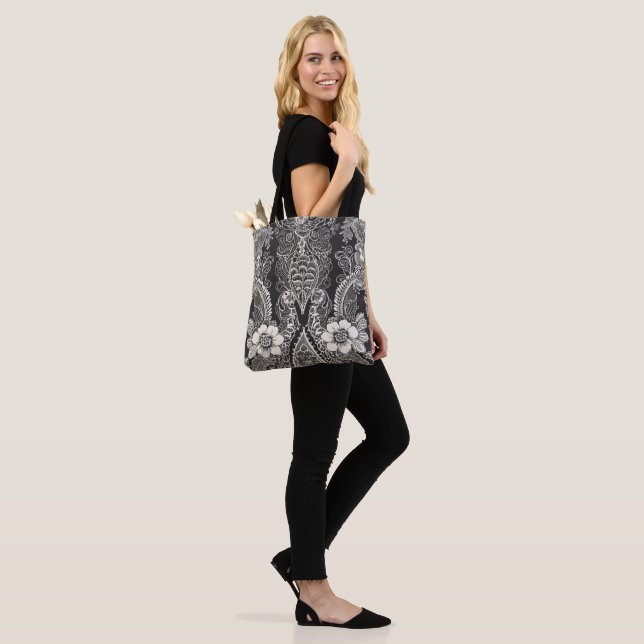 Lace Floral Harmony (Am Model)