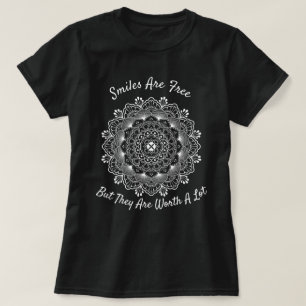 Lächeln Inspiration White Mandala Dream Catcher T-Shirt