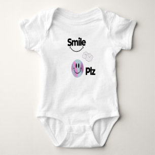 Lächeln, Positiv und fröhlicher Charme mit Lächeln Baby Strampler