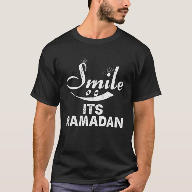 Lächeln Sie ihre Ramadan-Geschenkideen für den Coo T-Shirt (Vorderseite)