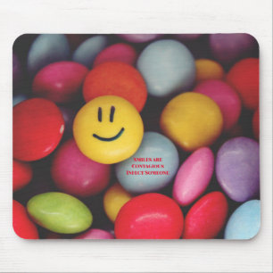 Lächeln sind ansteckend mousepad