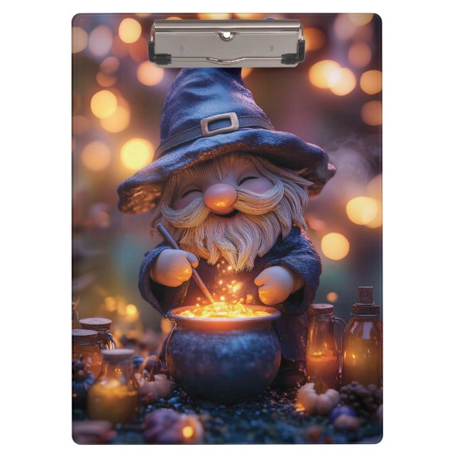 Lächelnd Gnome Stirring Magic Pot Klemmbrett (Vorderseite)