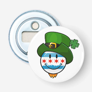 Lächelnde Chicago-Flagge mit St Patrick Tageshut Flaschenöffner