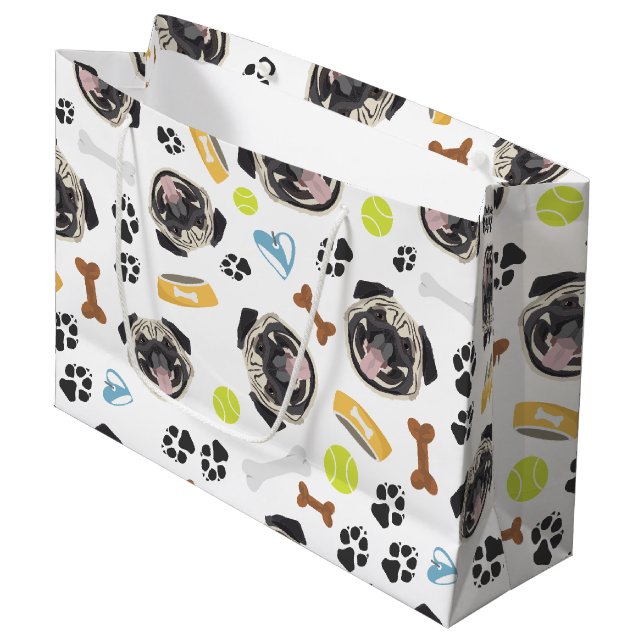 Lächelnder HundeMops Große Geschenktüte (Vorderseite Schrägansicht)