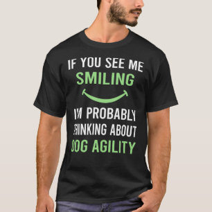 Lächelndes Agility T-Shirt