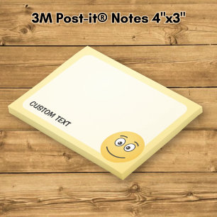 Lächelndes Gesicht mit offenen Augen Post-it Klebezettel