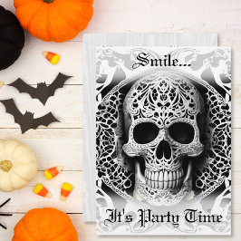 Lächelndes gotisches Skull Black & White Halloween Einladung