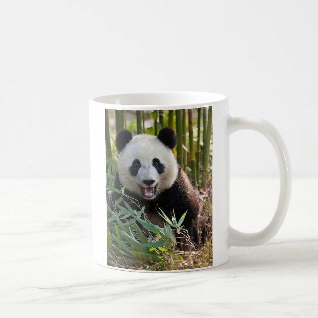 Lächelndes Panda Portrait Tasse (Rechts)