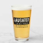 Lachen ist das Motivierend Medizin-Funny Glas<br><div class="desc">In diesem motivierend und inspirierenden Design steht "Lachen ist die beste Medizin" und darunter steht "bis Sie merken,  dass ein eiskaltes Bier für Sie gewartet ist". Jeder Text kann aktualisiert werden,  um mit Ihren Lieblingssachen zu personalisieren! Eine tolle Geschenkidee für Papa,  diesen lustigen Onkel oder einen Biertrinker.</div>