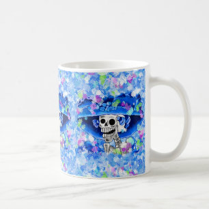 Lachend Skeleton Frau in Blue Bonnet Tasse