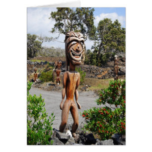Lachende hawaiianische Ki'i-Skulptur