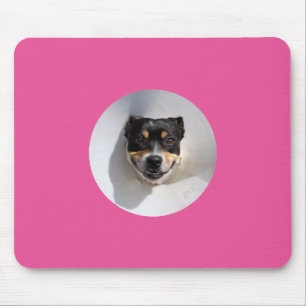 Lachender Hund mit freundlichem Gesichtsausdruck Mousepad