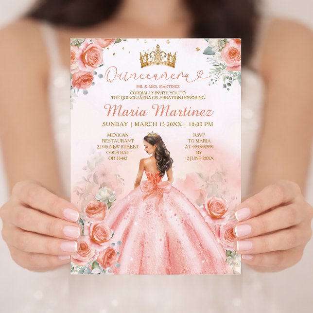 Lachs Pink Peach Princess Floral Gold Quinceañera Einladung (Von Creator hochgeladen)