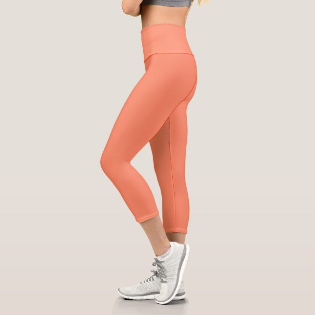 Lachs Rosa Farbe | Trendfarbe Capri Leggings (Links)