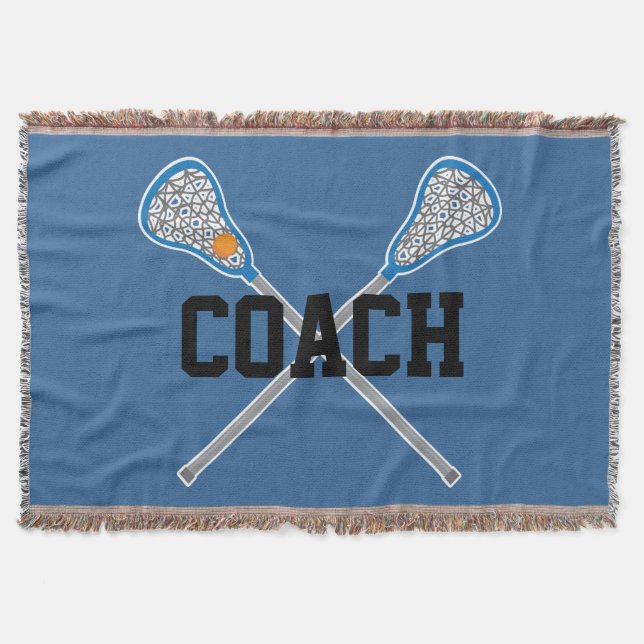 Lacrosse-Trainer trägt umfassendes Geschenk zur Decke (Vorderseite)