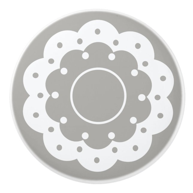 Lacy white cutout sehen tadellos auf grau aus keramikknauf (Vorderseite)