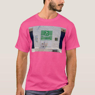 Ladegerät für Elektrofahrzeuge Tilos T-Shirt