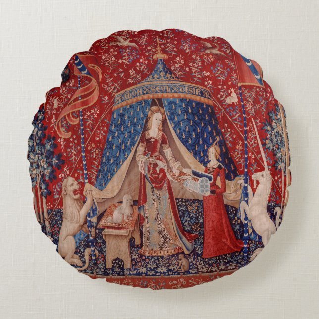 Lady and Unicorn Mittelalterliche Tapestry Rundes Kissen (Vorderseite)
