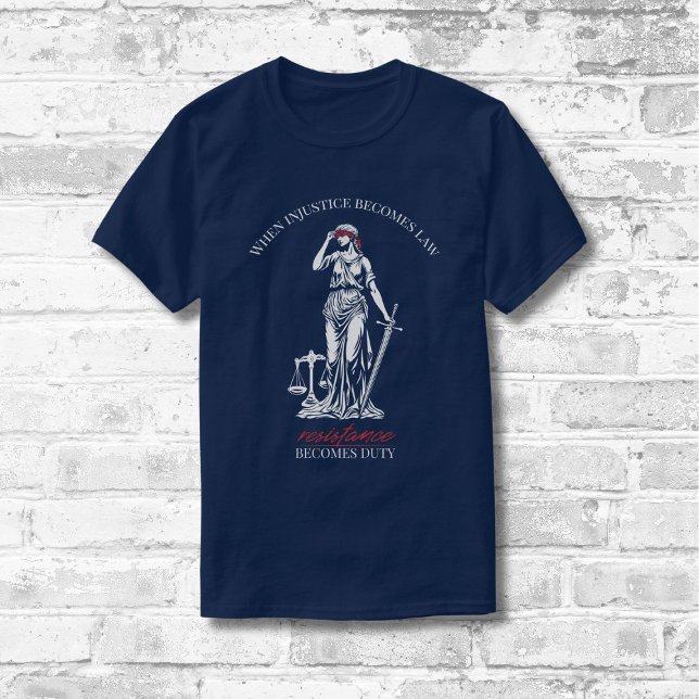Lady Justice Resistance T-Shirt (Von Creator hochgeladen)
