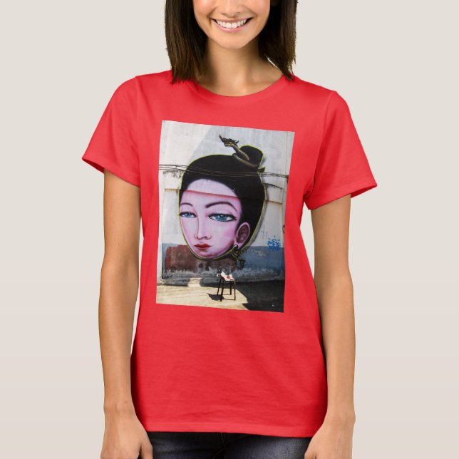 Lady Lao Graffiti Street Art T-Shirt (Vorderseite)