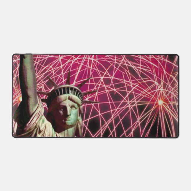 Lady Liberty Fireworks Hintergrundfeier Juli Schreibtischunterlage (Vorderseite)