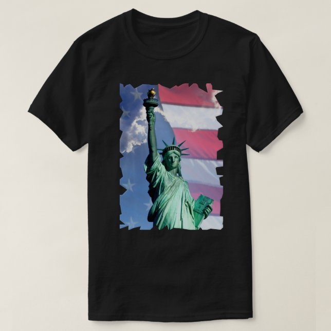 Lady Liberty USA Flag Sky Clouds Statue of Liberty T-Shirt (Design vorne)