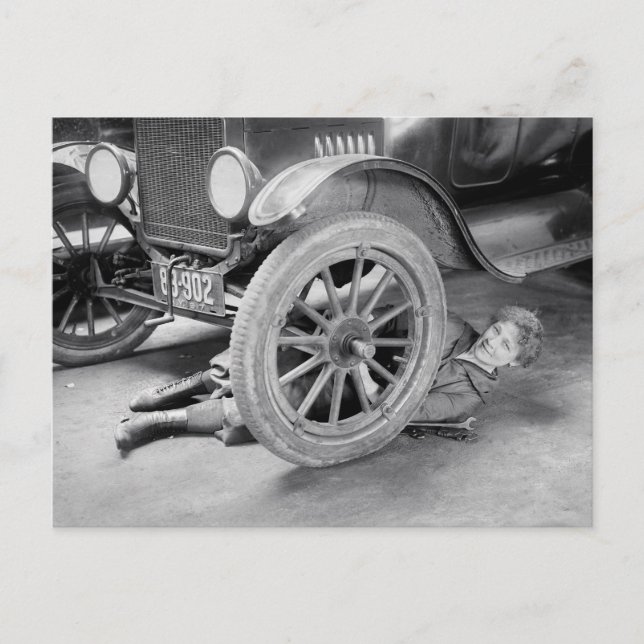 Lady Mechanic, 1920 Postkarte (Vorderseite)
