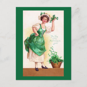Lady und getopfte Shamrocks Vintage St. Patrick's Postkarte
