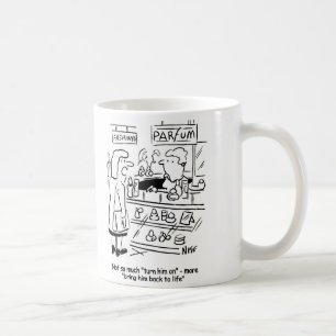 Lady will ein Parfüm, um ihren Mann wieder zum Leb Tasse