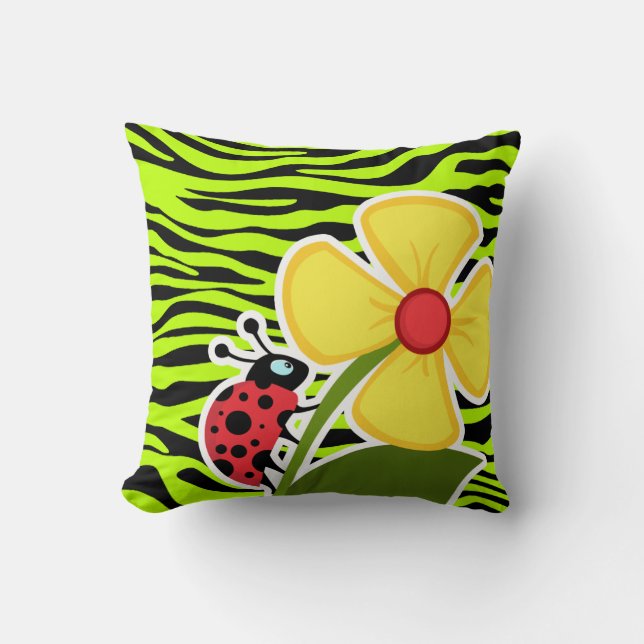 Ladybug auf Chartreuse Zebra Stripes Animal Print Kissen (Vorderseite)