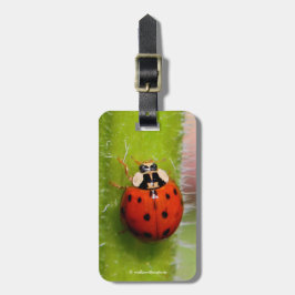 Ladybug auf der Sonnenblumenhalle Gepäckanhänger