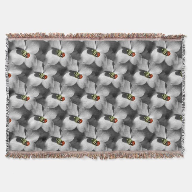 Ladybug auf Dogwood Blume Art Pattern Decke (Vorderseite)