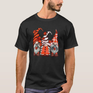 Ladybug Gnomes Tomte Skandinavien Drei Gärten T-Shirt