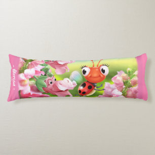 Ladybug im Blumengarten. Pink Giant-Brauch Seitenschläferkissen