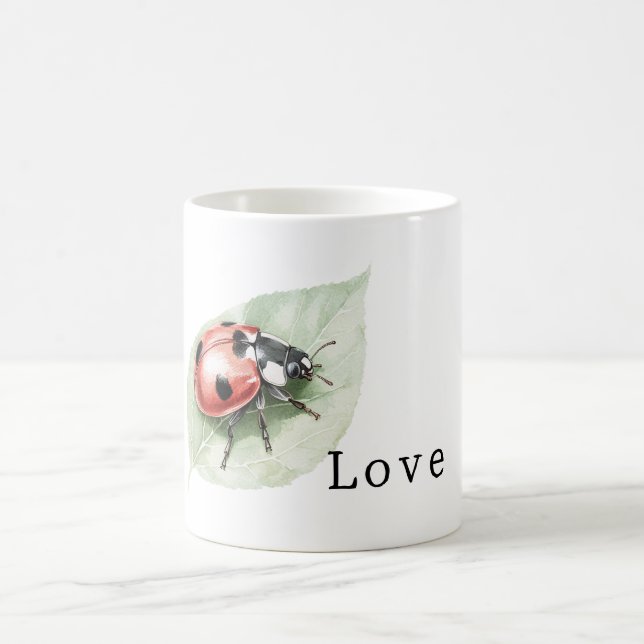 Ladybug on Leaf Love Kaffeetasse (Mittel)