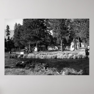 Lager Sherman, Oregon-Ansicht von Rogers-Kabinen Poster