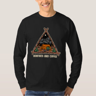 Lagerfeuer und Kaffee Camping Kaffee Camper Koffe T-Shirt