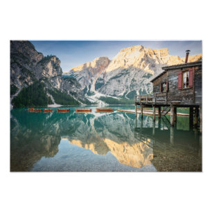 Lago di Braies in den Dolomiten in Italien Fotodruck