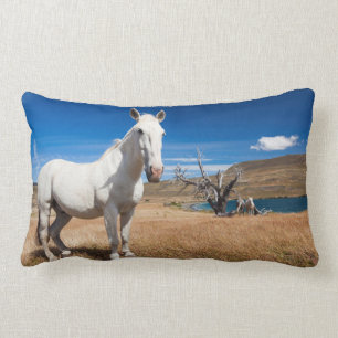 Laguna Azul, Landschaft mit Pferden Lendenkissen