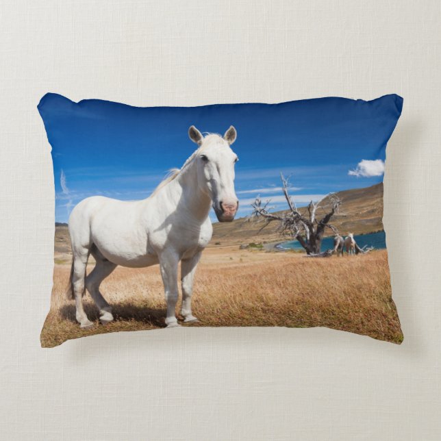 Laguna Azul, Landschaft mit Pferden Zierkissen (Vorderseite)