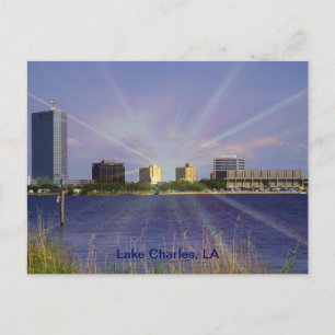Lake Charles, LA Skyline mit Sonnenstrahlen Postkarte