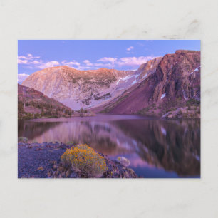 Lake Ellery und Sierra-Gebirge bei Dämmerung Postkarte