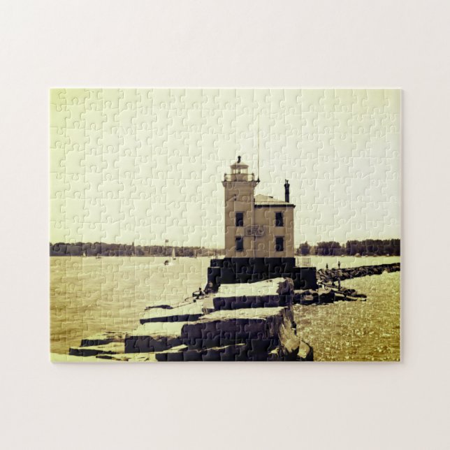 Lake Erie Lighthouse Puzzle (Horizontal)
