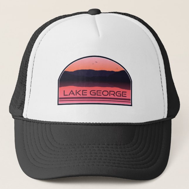 Lake George New York Red Sunrise Truckerkappe (Vorderseite)